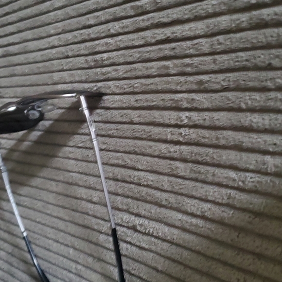 Polarized oakleys - Picture 2 of 2